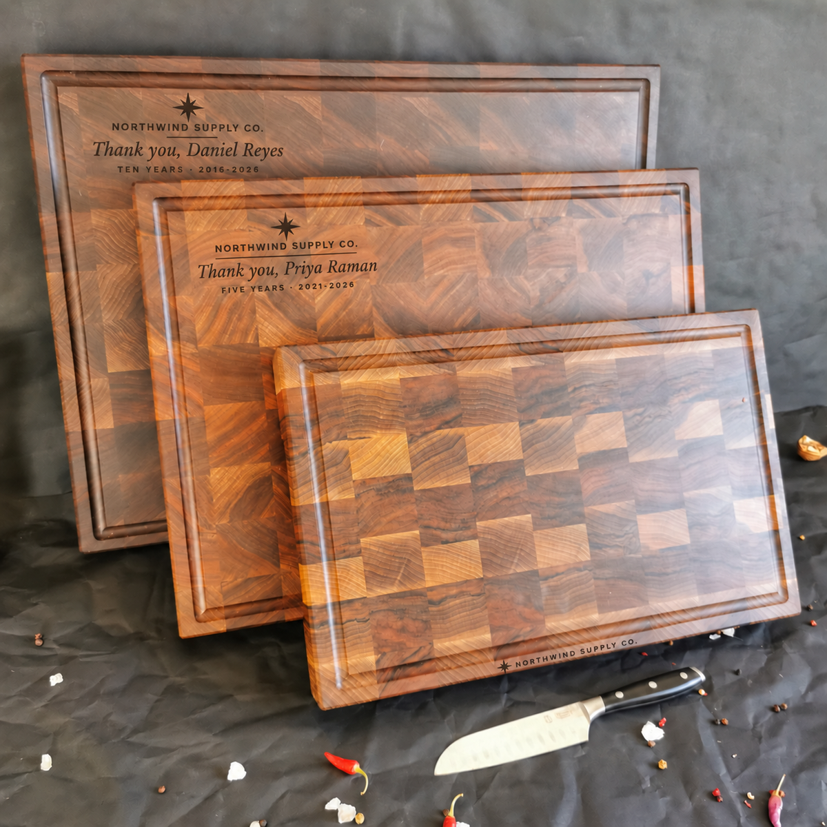Personalized Cutting Boards for 5+ — Family, Corporate & Closing Gifts